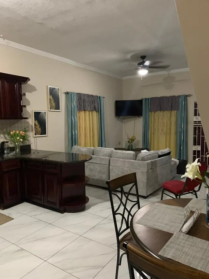 Ferienwohnung Townhouse Get-A-Way Mandeville